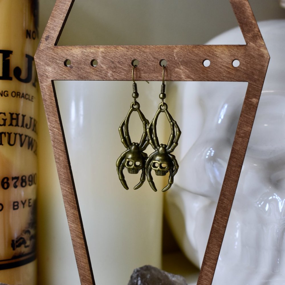 π2/$20! Handmade Antique Gold Skull & Spider Earrings - Picture 3 of 4
